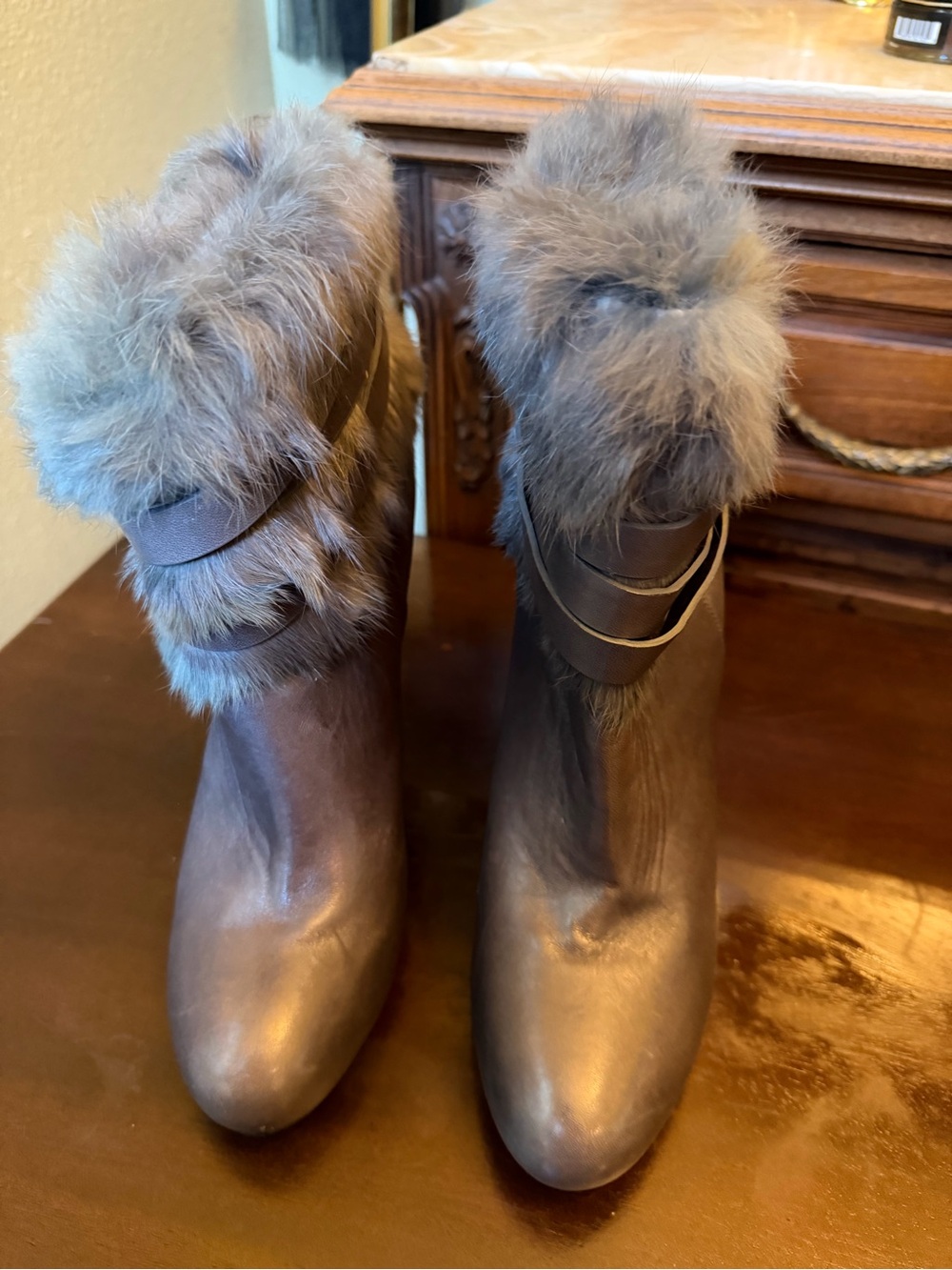 Coach Janeva Gray Leather With Rabbit Fur Trim Ankle Boots 8.5